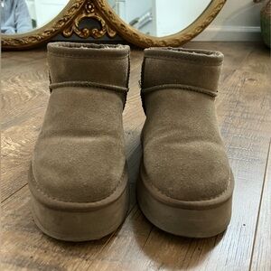 UGG Platform Shoes: classic ultra mini